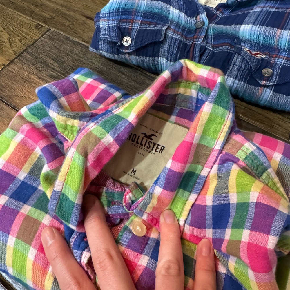 Y2K Hollister Button Up Bundle - Picture 4 of 8